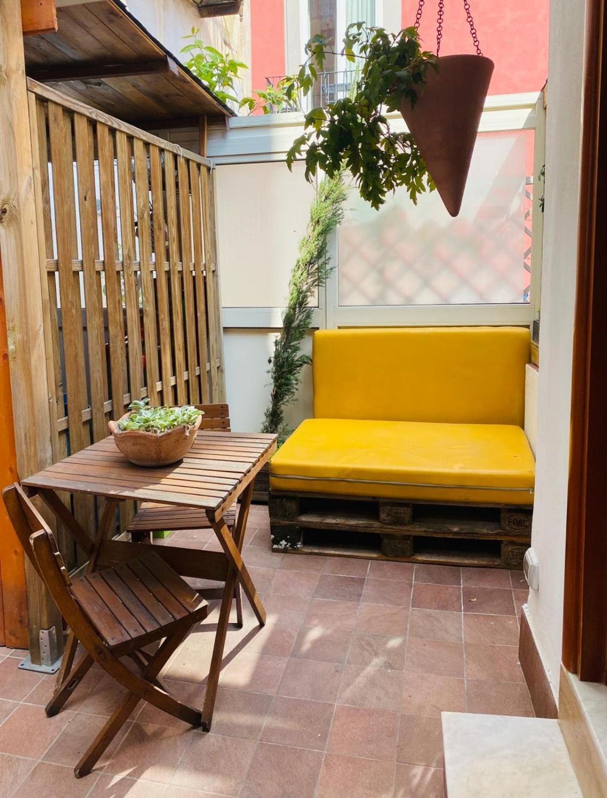 La Casa Di Apollo Apartment Naples Exterior photo