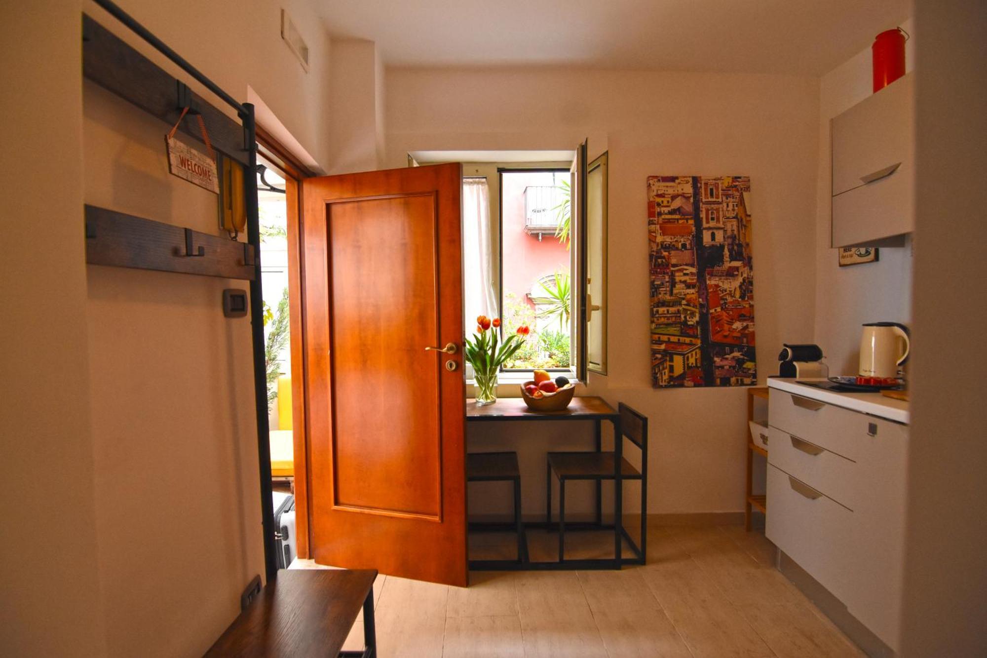 La Casa Di Apollo Apartment Naples Exterior photo